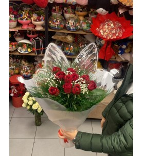 10 Güllü Kelebek Buketi
